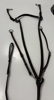 Brown Kurden Y Shaped Breastplate